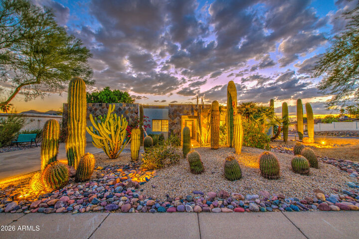 Property Photo: 14238 N 12th Street AZ 85022