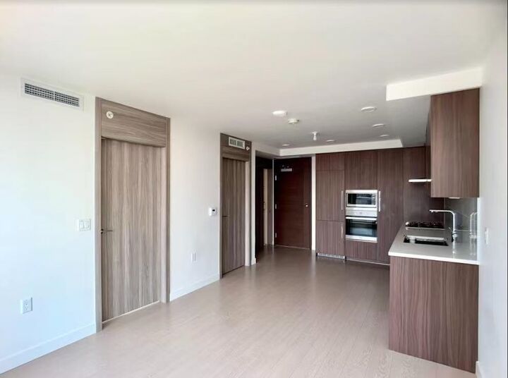 Property Photo:  433 Marine Drive 19F  BC V5X 0H5 