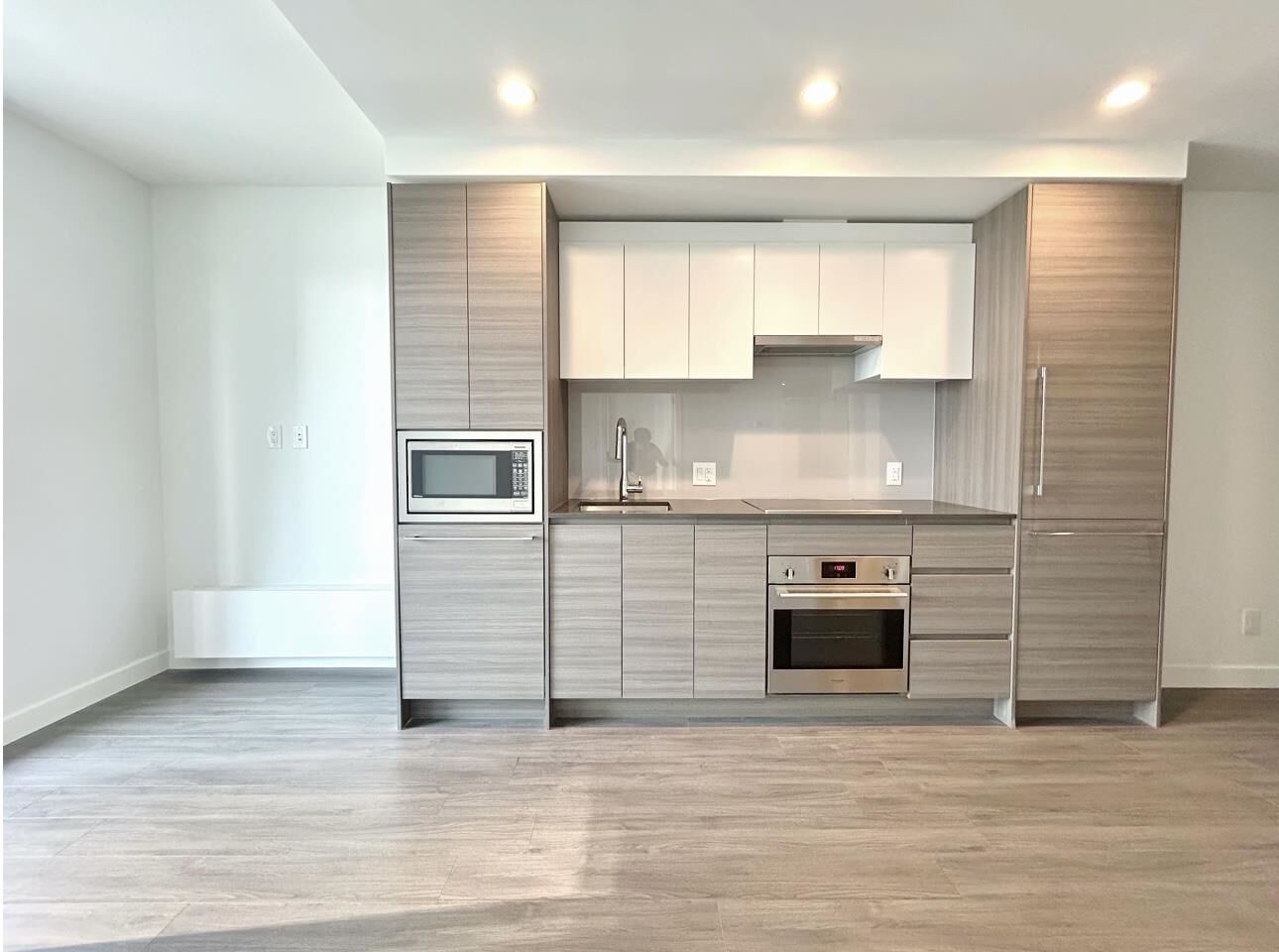 Property Photo:  13655 Fraser Highway 13xx  BC V3T 0P8 