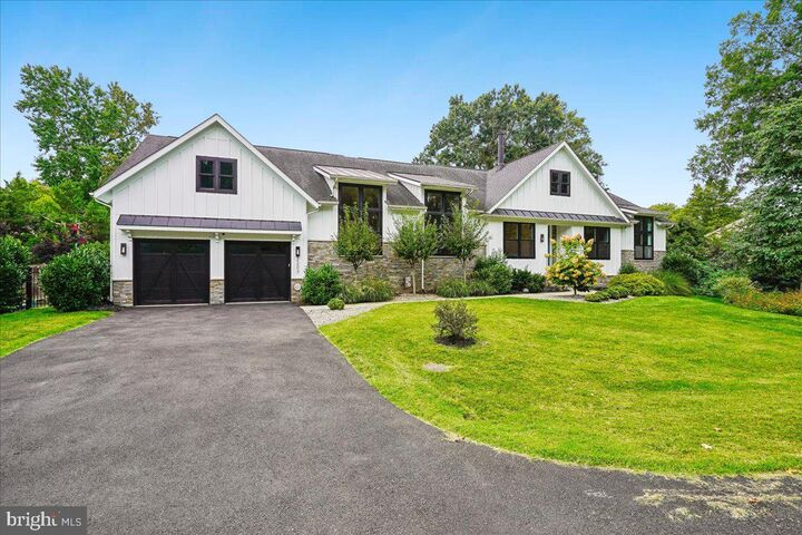Property Photo:  2203 Pennsylvania Boulevard  VA 22308 