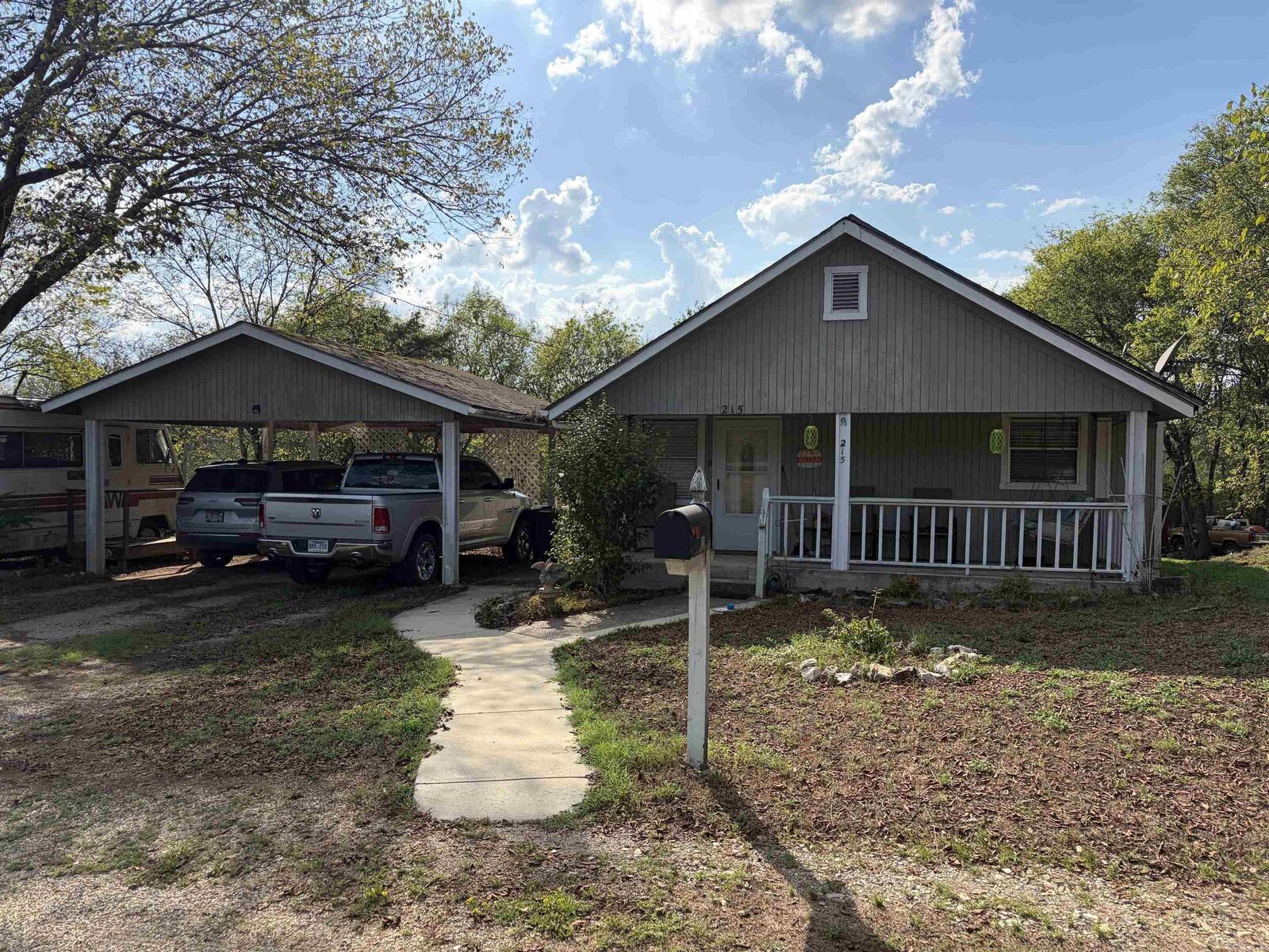 Property Photo:  215 Robins Avenue  AR 71960 