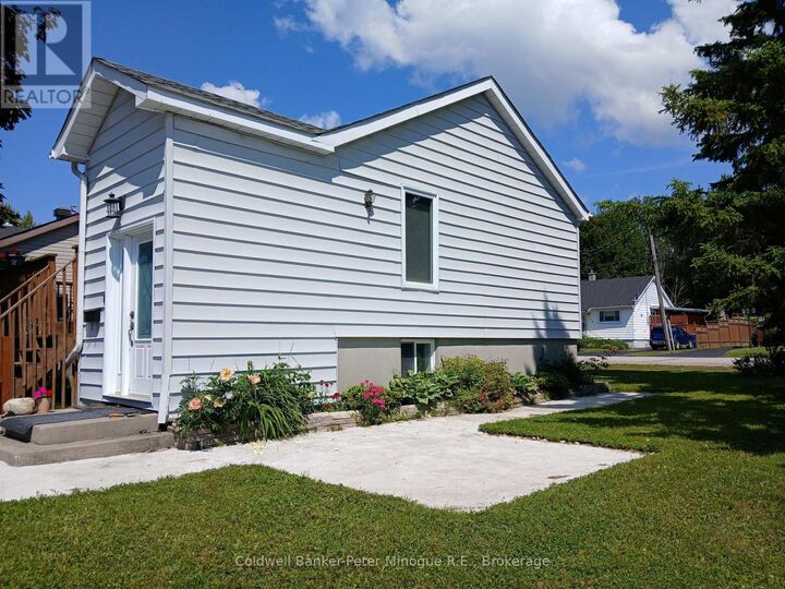 Property Photo:  431 Angus Avenue  ON P1B 7L9 