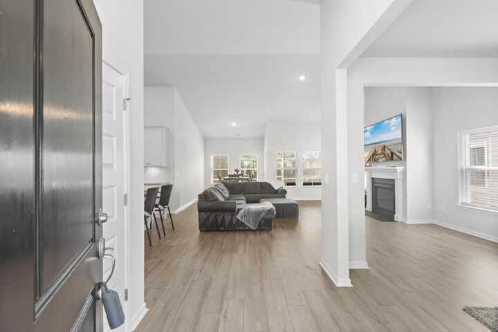 Property Photo:  178 New Paradise Way  SC 29588 