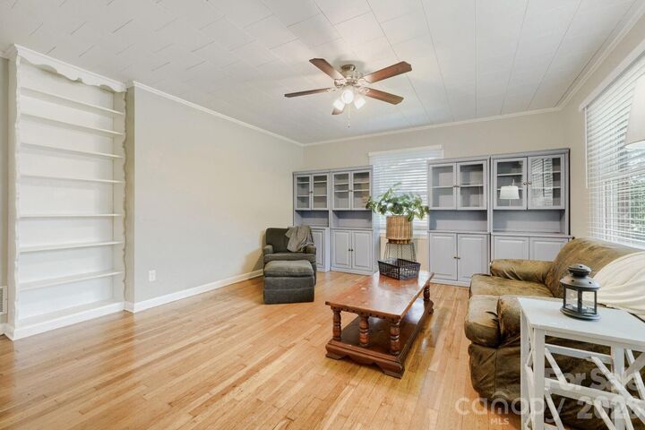 Property Photo: 301 Jean Avenue NC 28083