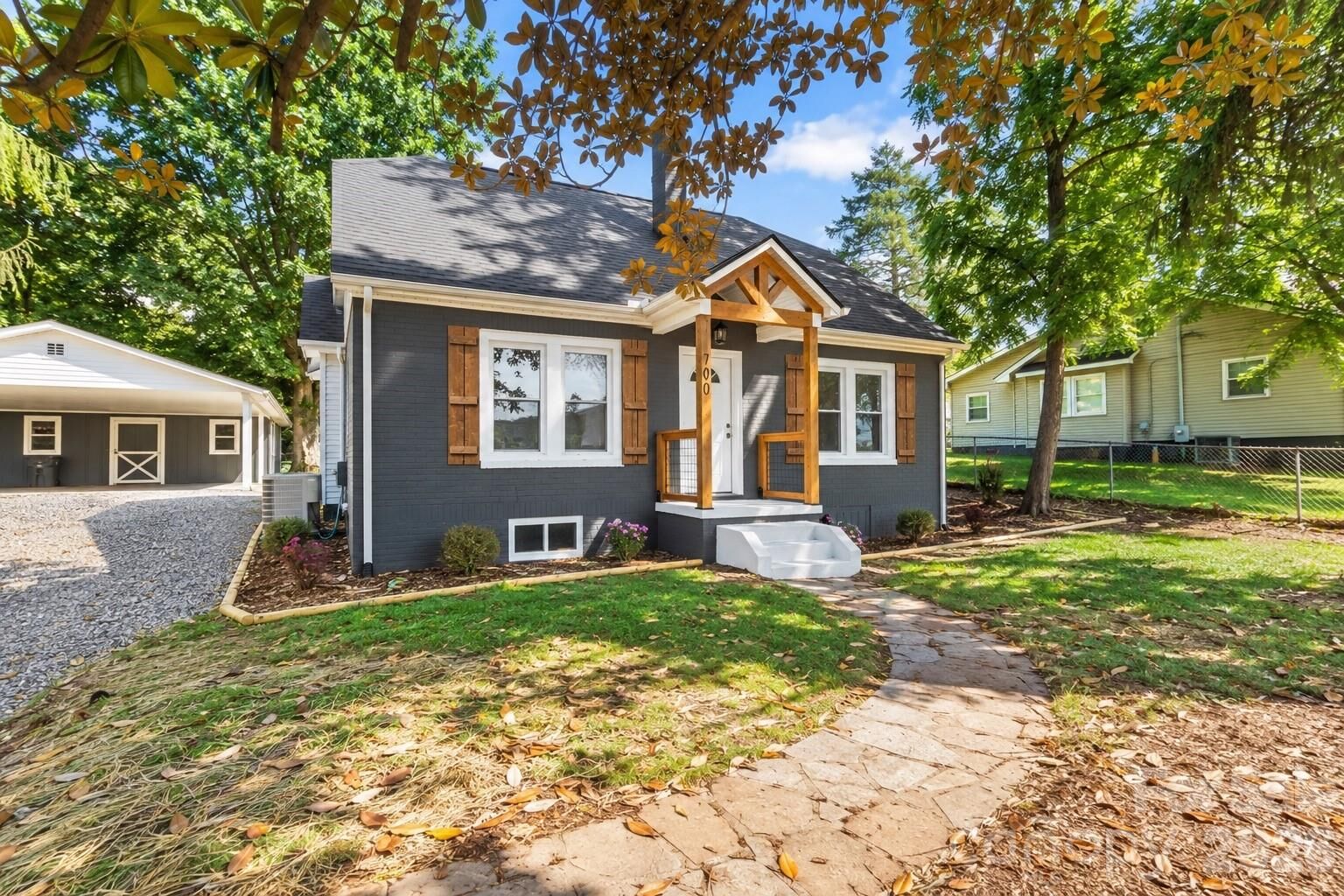 Property Photo:  790 W Tate Street  NC 28752 