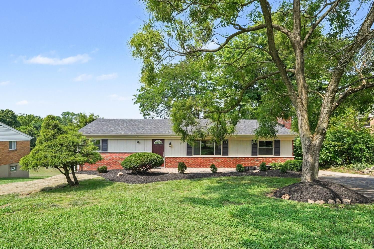Property Photo: 8018 Bridgetown Road OH 45002