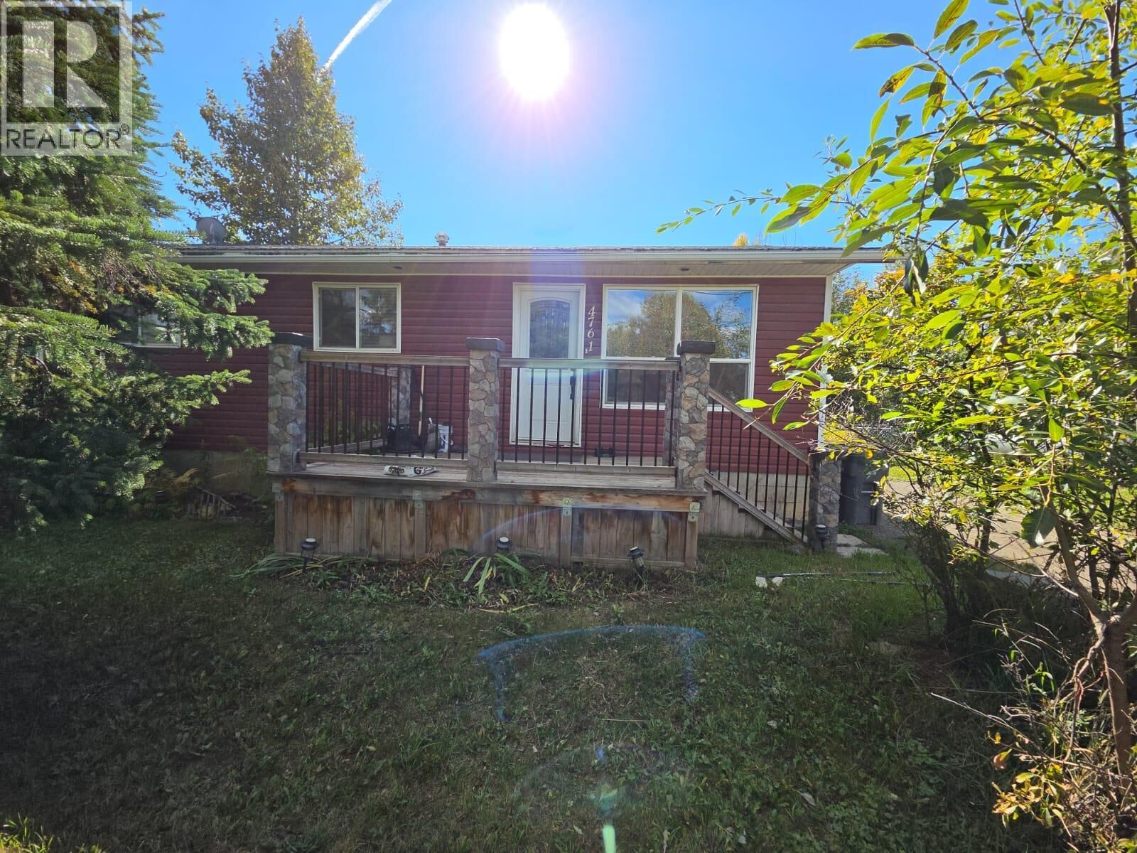Property Photo: 4761 Wabi Crescent Southeast BC V0C 1J0