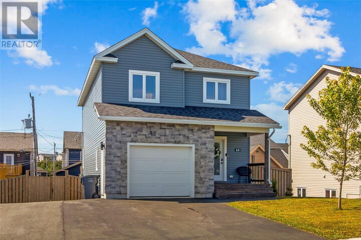Property Photo:  43 Challenger Crescent  NL A1L 4B9 