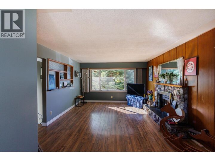Property Photo: 4726 Soucie Avenue BC V8G 2G1