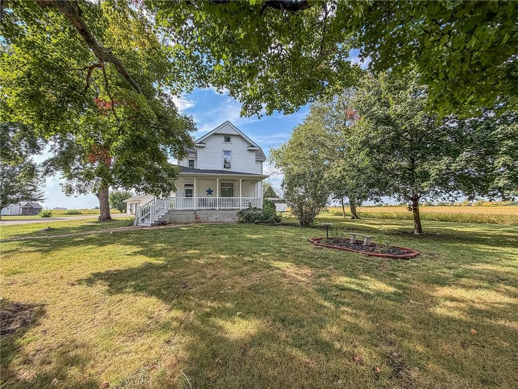 Property Photo: 220 4th Street IL 61910