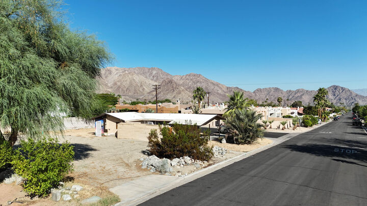Property Photo:  77643 Calle Temecula  CA 92253 
