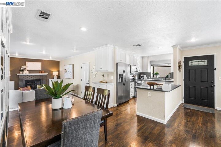 Property Photo: 586 Colusa Way CA 94551