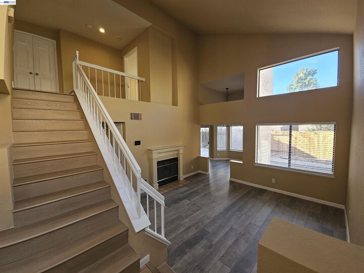 Property Photo:  1063 Mepham Dr  CA 94565 