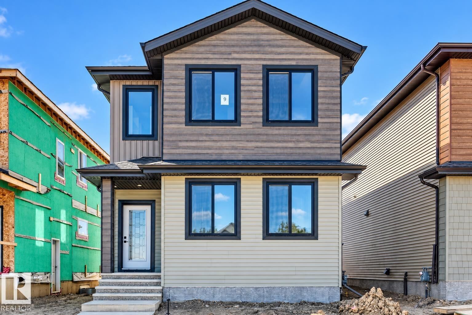 Property Photo:  9 Tilia Place  AB T7X 4S9 