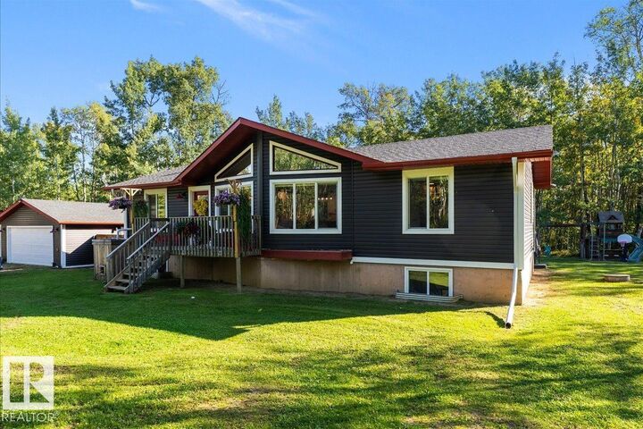 Property Photo:  20005 Twp Rd 502  AB T0B 4J2 