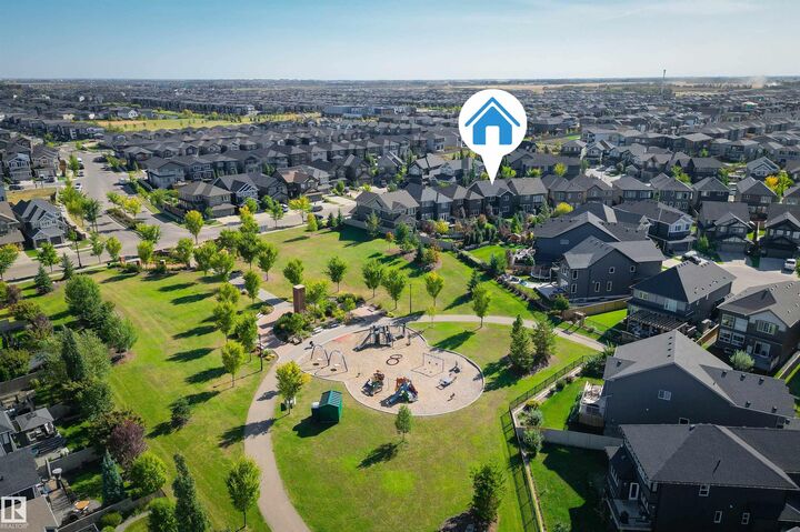 Property Photo:  3625 Keswick Boulevard SW  AB T6W 3S5 