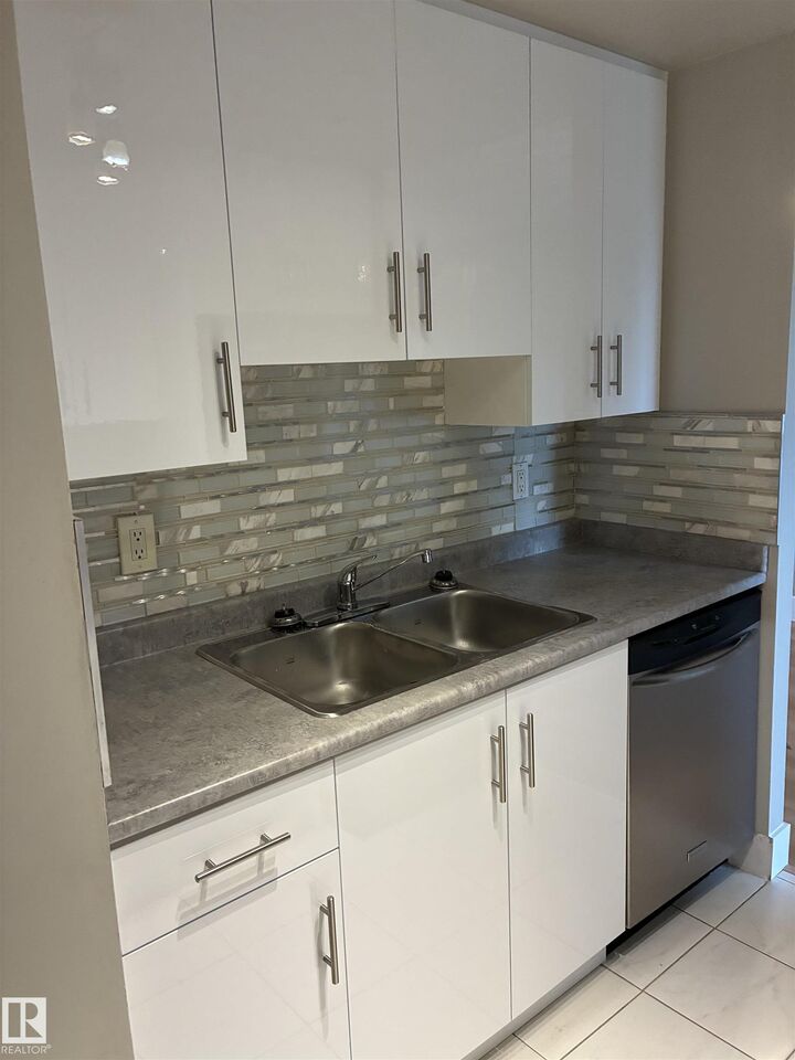 Property Photo:  11211 85 Street NW 503  AB T5B 4T7 