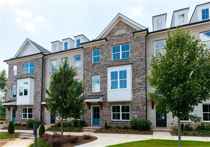 Property Photo: 3304 Allgood Lane 9 GA 30079