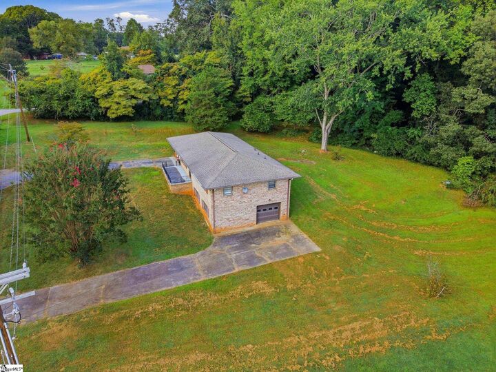 Property Photo:  108 Apple Drive  SC 29657 