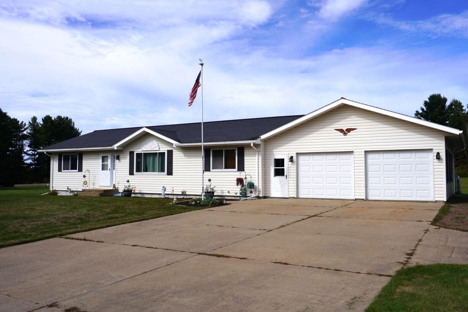 Property Photo:  W7380 Mathews Rd  WI 54452 
