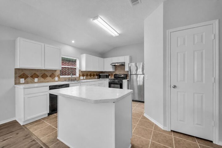 Property Photo:  5734 Baldwin Elm Street  TX 77407 