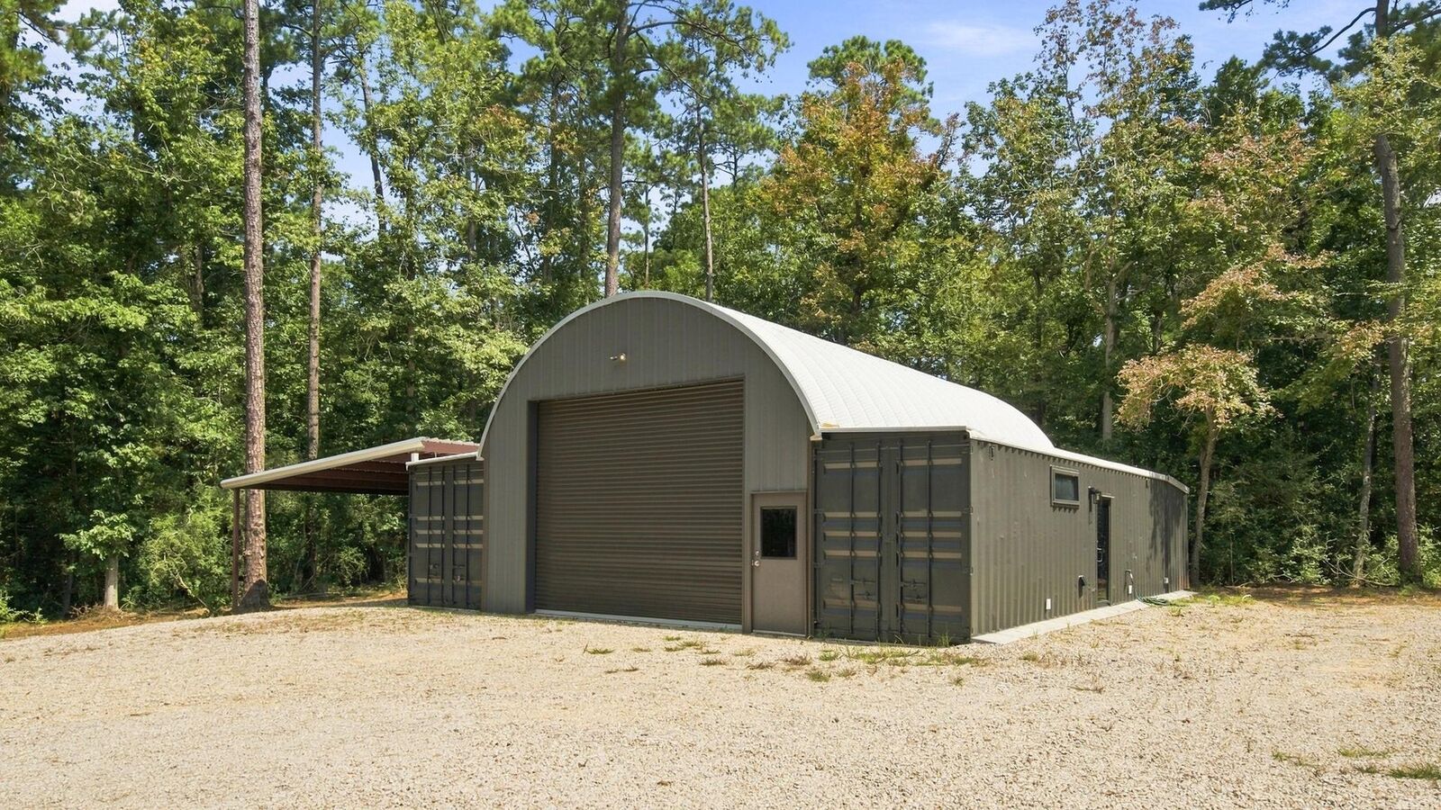 Property Photo: 14010 Lewis Lane TX 77316