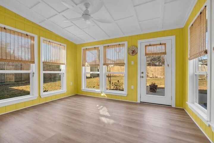 Property Photo:  242 Sunset Path N  TX 77316 