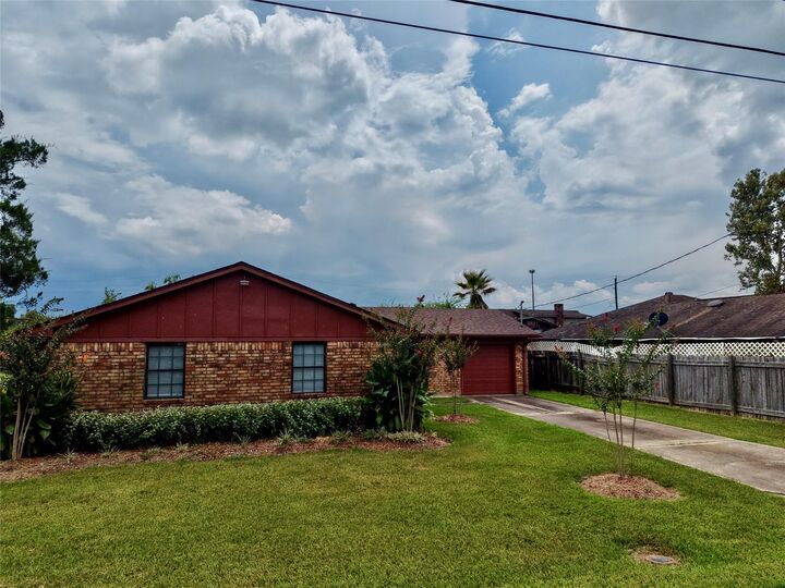 Property Photo:  2565 W Virginia Street  TX 77705 