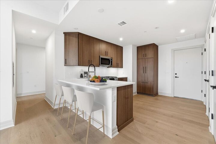 Property Photo: 921 Madison St 404 NJ 07030