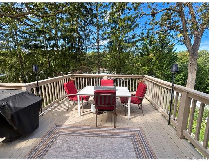Property Photo: 41 Homeland Drive NY 11743