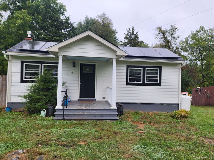 Property Photo:  813 Bulls Head Road  NY 12572 
