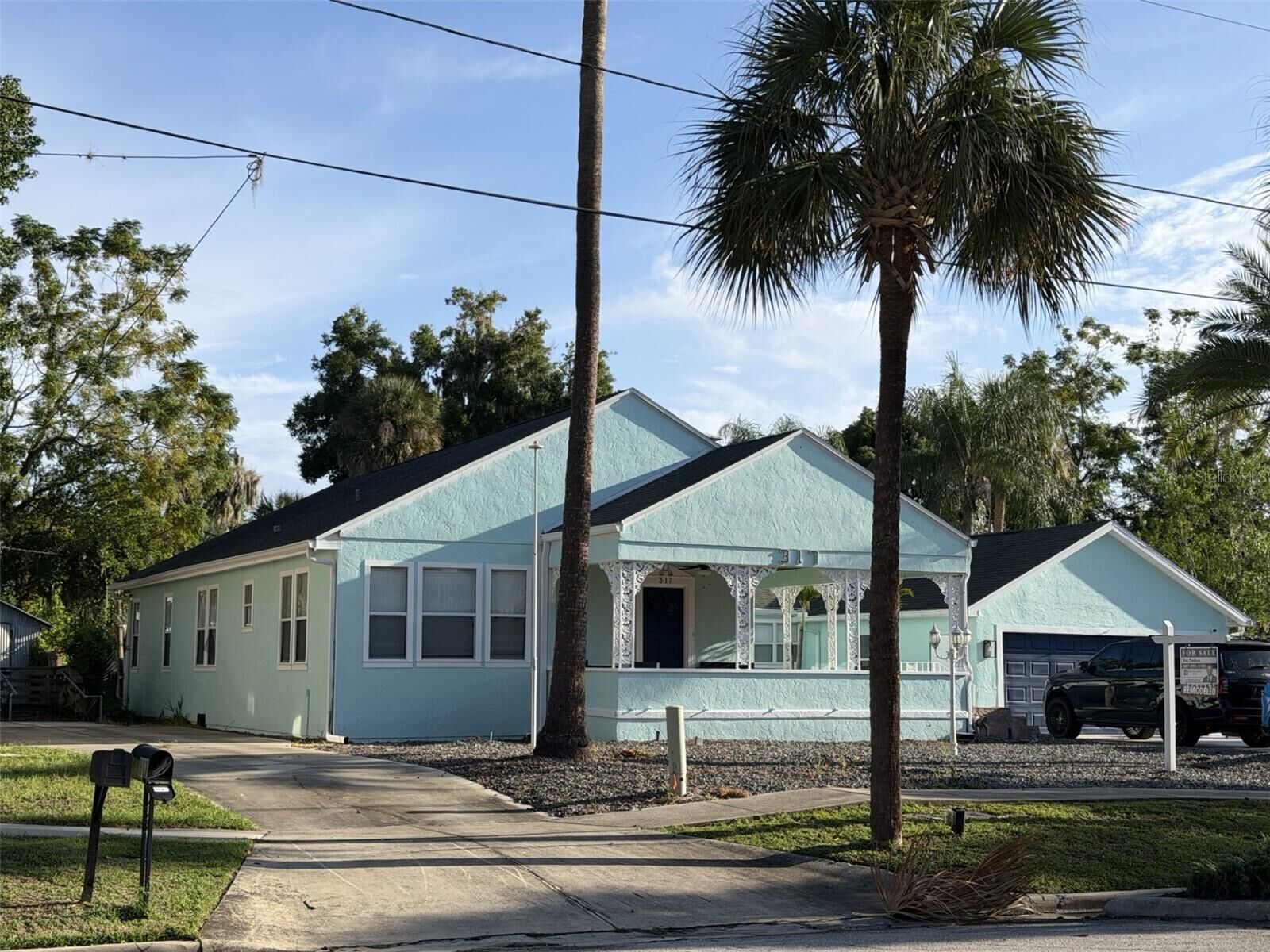 Property Photo: 317 E Main Street FL 32778