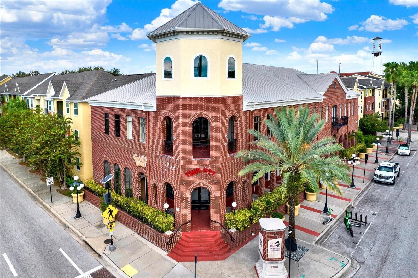 Property Photo:  1810 E Palm Avenue 5222  FL 33605 
