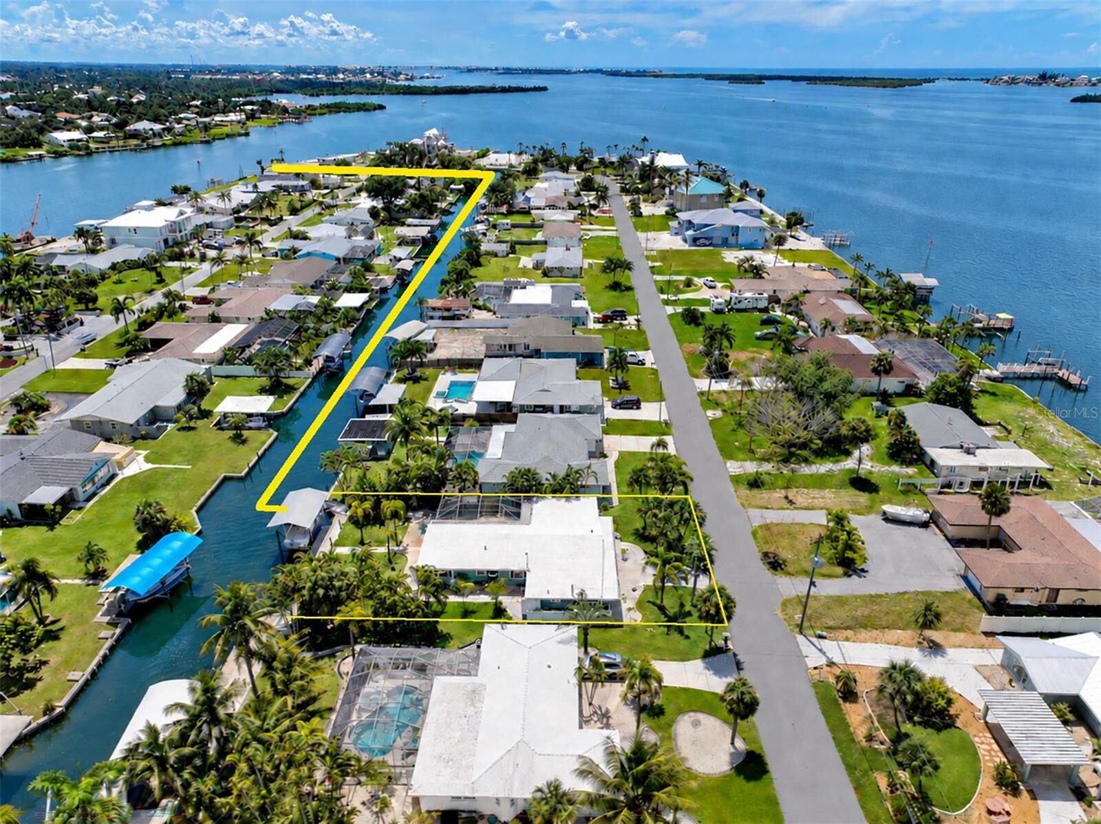 Property Photo:  1429 Lemon Bay Drive  FL 34223 
