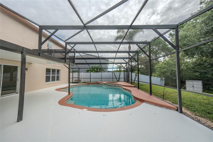 Property Photo:  14208 Abington Heights Drive  FL 32828 