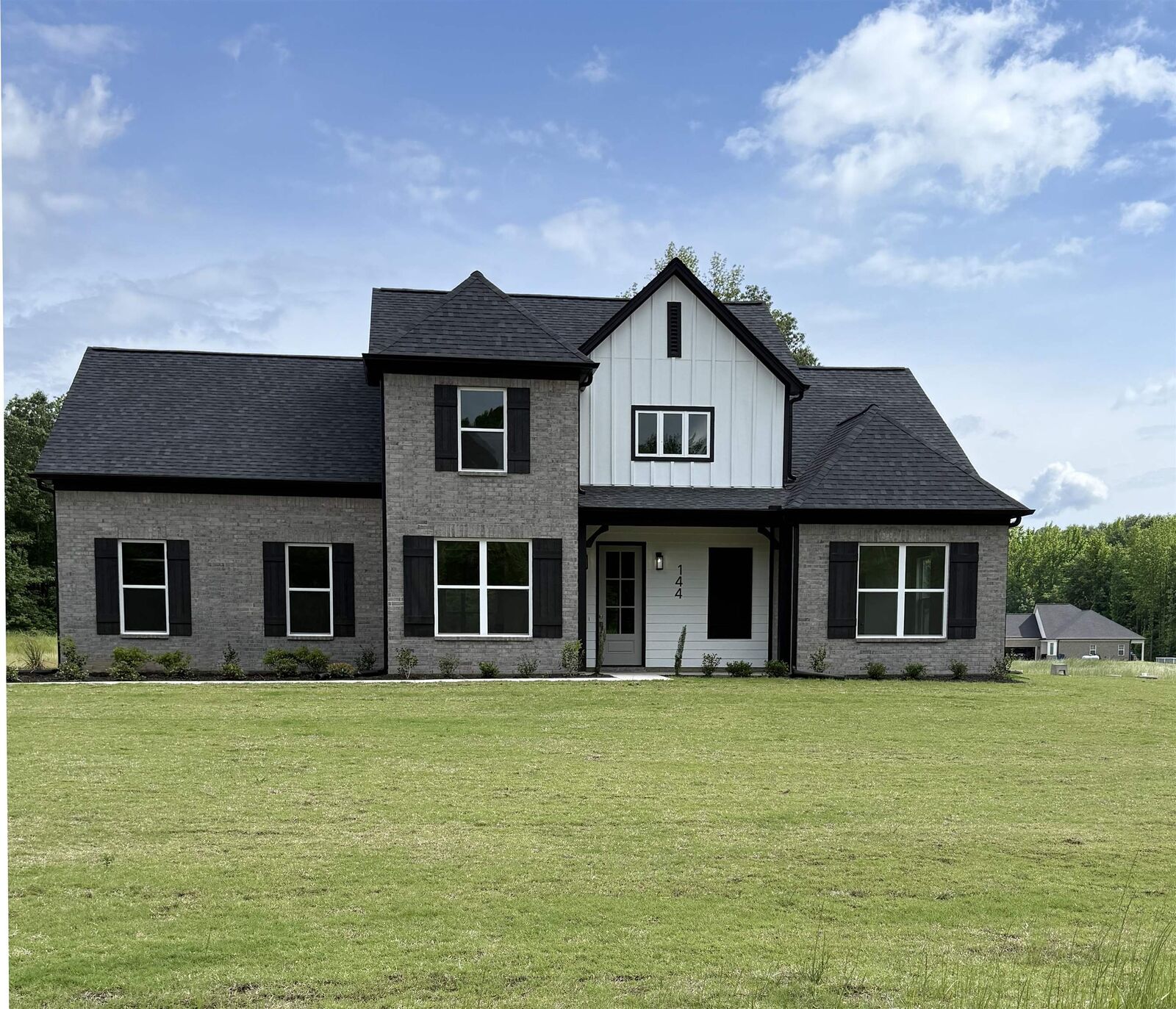 Property Photo: 250 Centerline Roper Loop MS 38611