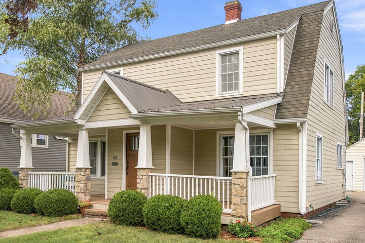 Property Photo: 821 Lewis Avenue MI 49085