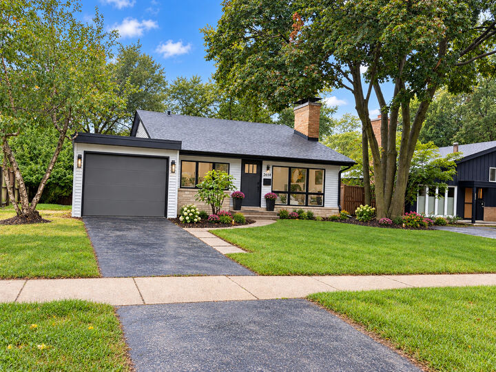 Property Photo:  2658 Crawford Avenue  IL 60201 