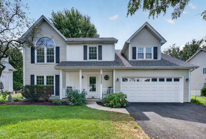 Property Photo:  13311 S Columbine Circle  IL 60585 