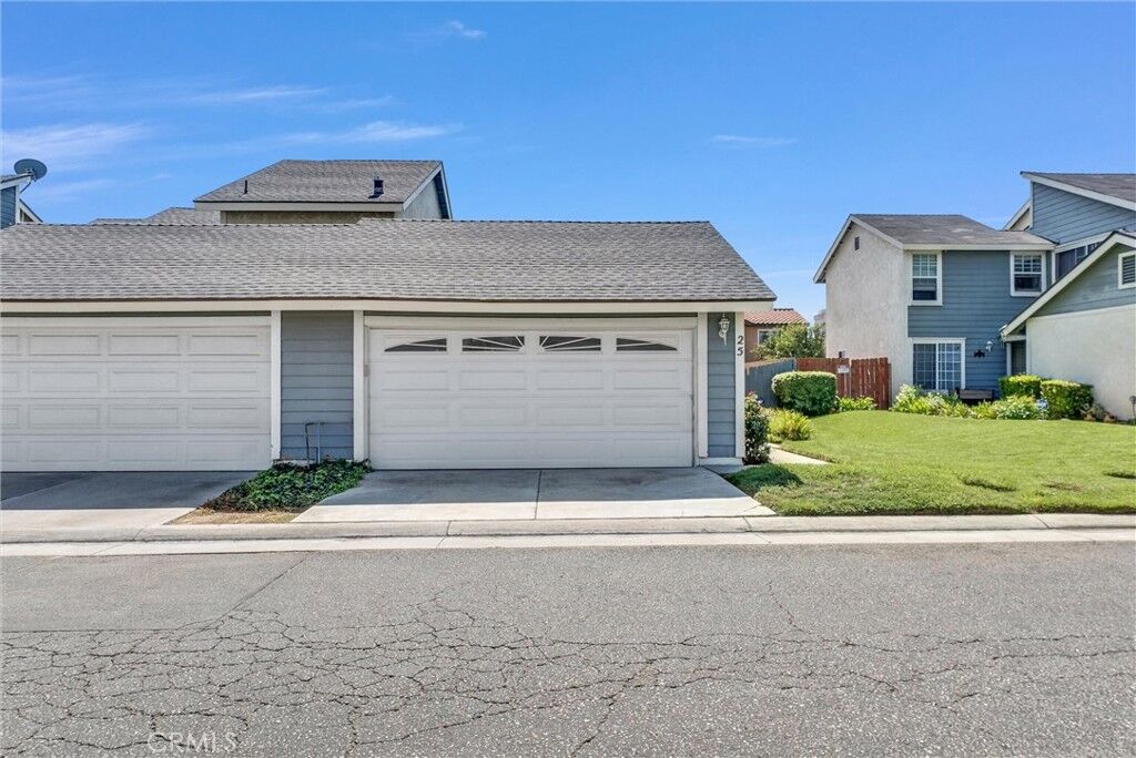 Property Photo:  1173 S Cactus 25  CA 92376 