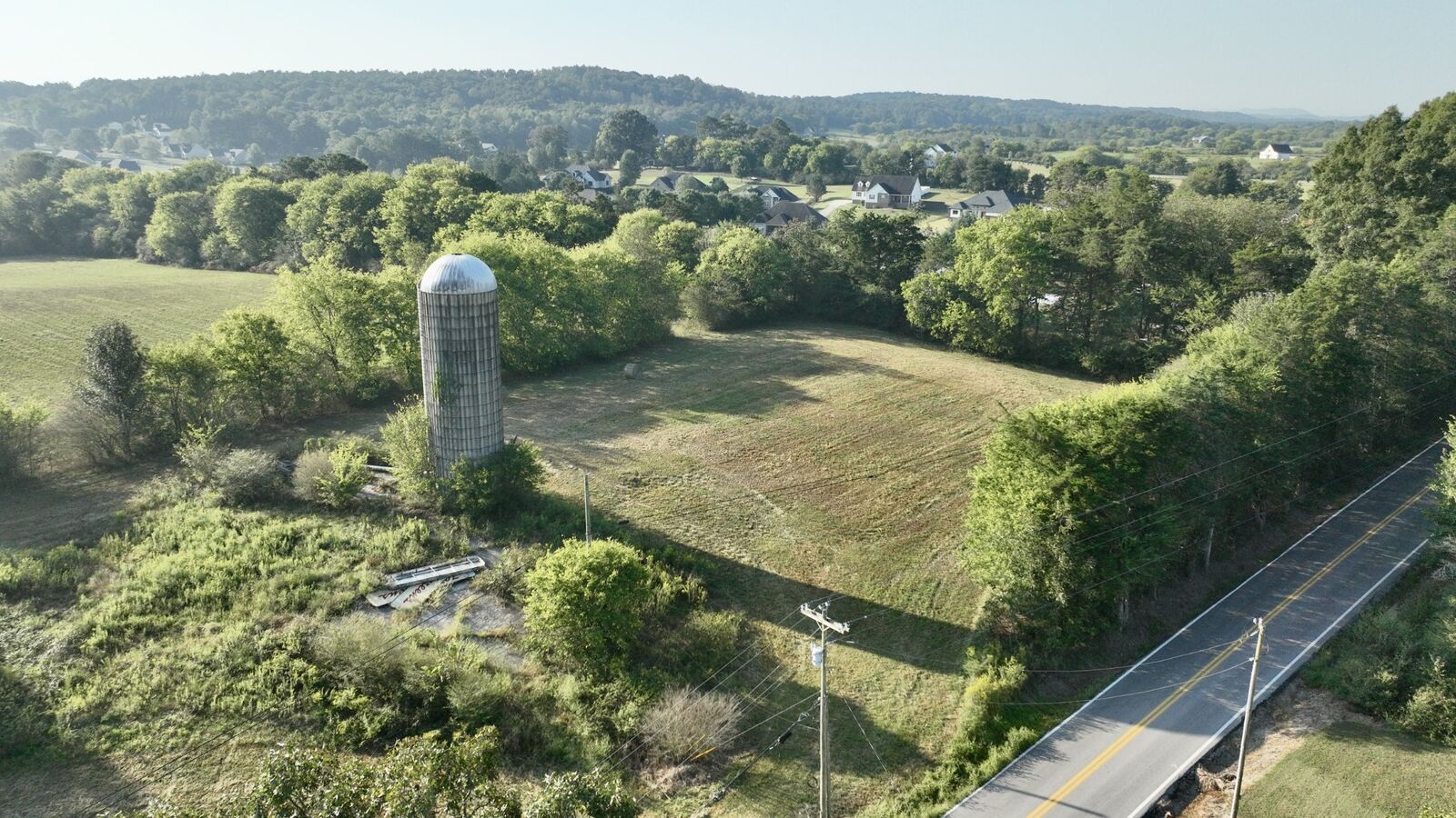 Property Photo:  972 Weatherly Switch Trl SW  TN 37311 