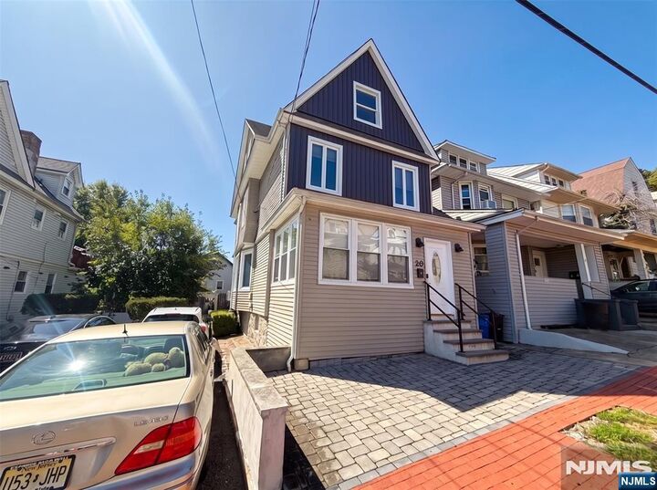 Property Photo:  20 Valley Place  NJ 07020 