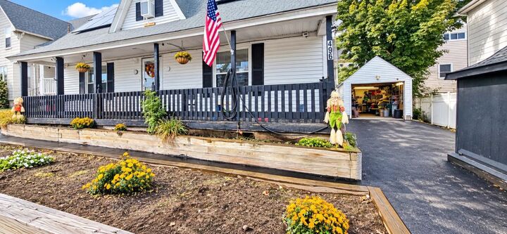 Property Photo: 496 Merrimack Street NH 03103