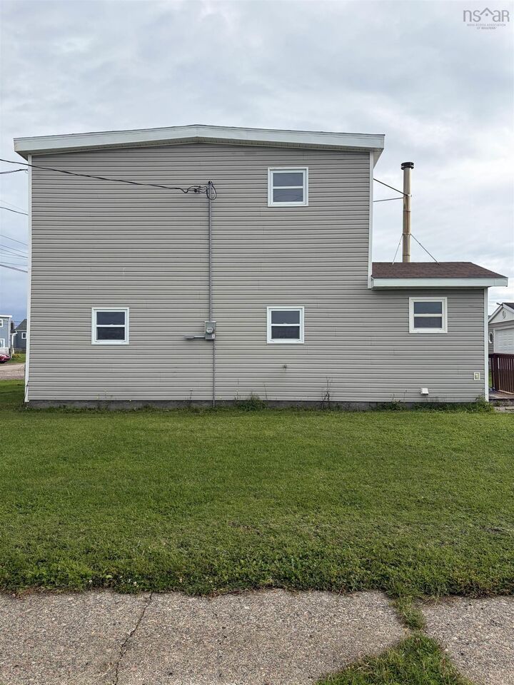 Property Photo:  106 Fifth Street  NS B1A 4H7 