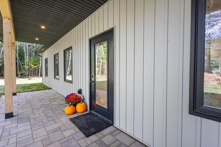 Property Photo: 1845 Highway 2 NS B0N 2J0