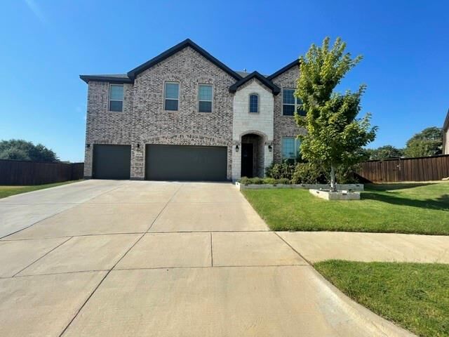 Property Photo:  2924 Spirit Woods Lane  TX 76001 
