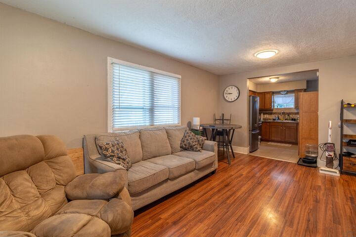 Property Photo:  2919 Rebecca St  IA 51103 