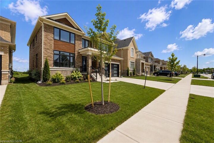 Property Photo:  51 Sparrow Way  ON L0G 1W0 