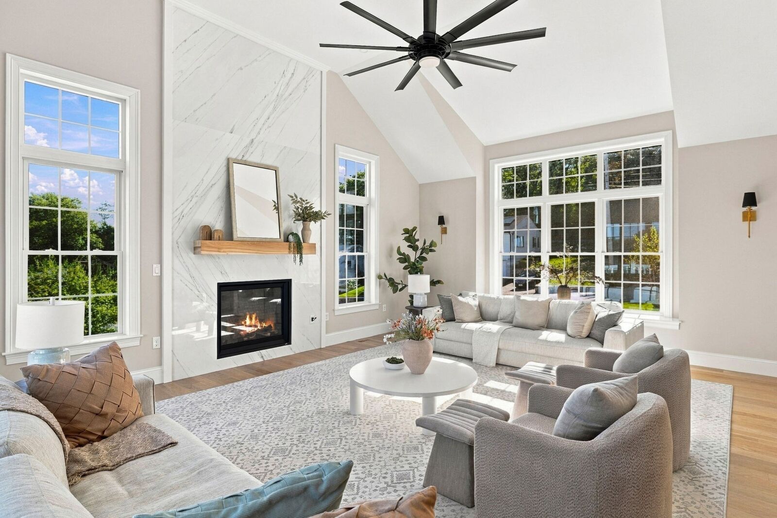 Property Photo: 14 Liana St MA 01801