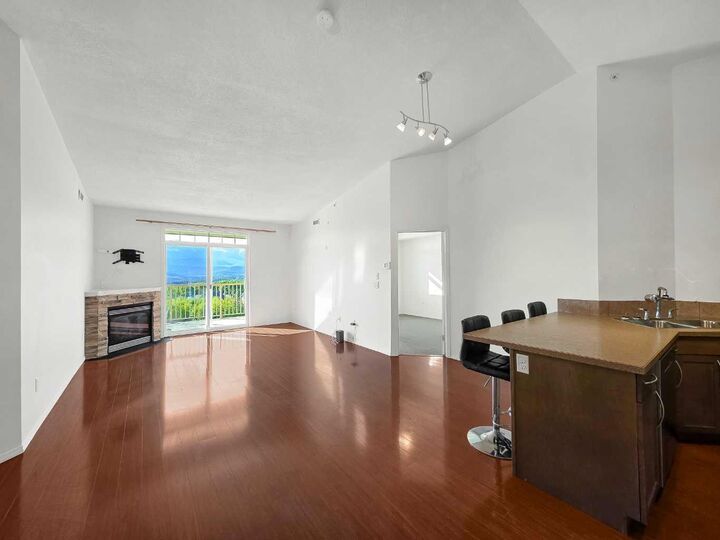 Property Photo: 160 Moberly Road 402 AB T0E 0Y0